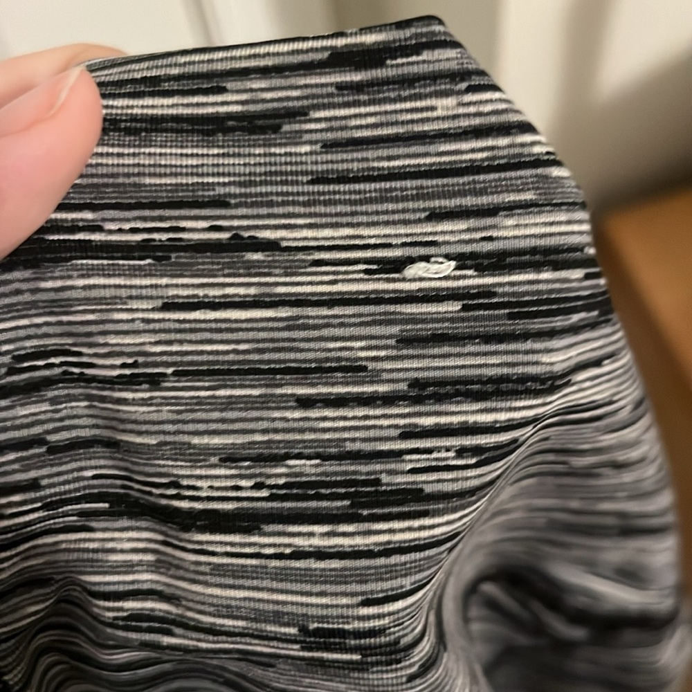 Aerie Gray Athletic Leggings - Picture 9 of 9